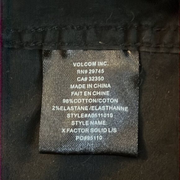 VOLCOM X FACTOR LONG SLEEVES BUTTON UP BLACK SHIRT MEN’S SIZE LARGE - Picture 3 of 4